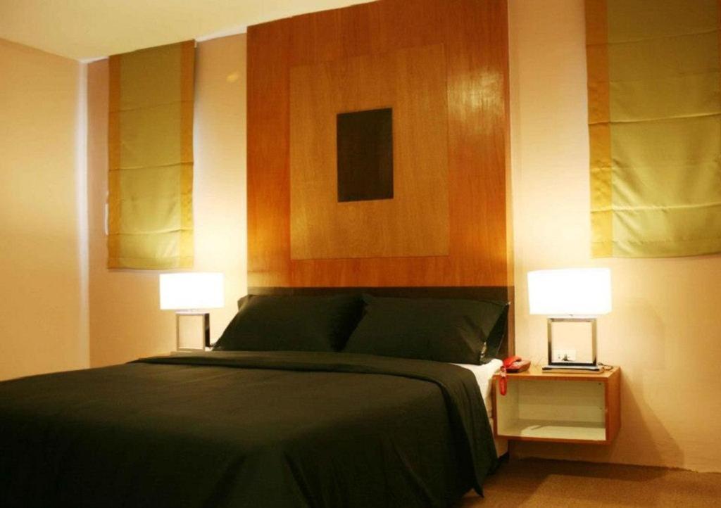 Bh Business Hotel Bangkok Værelse billede