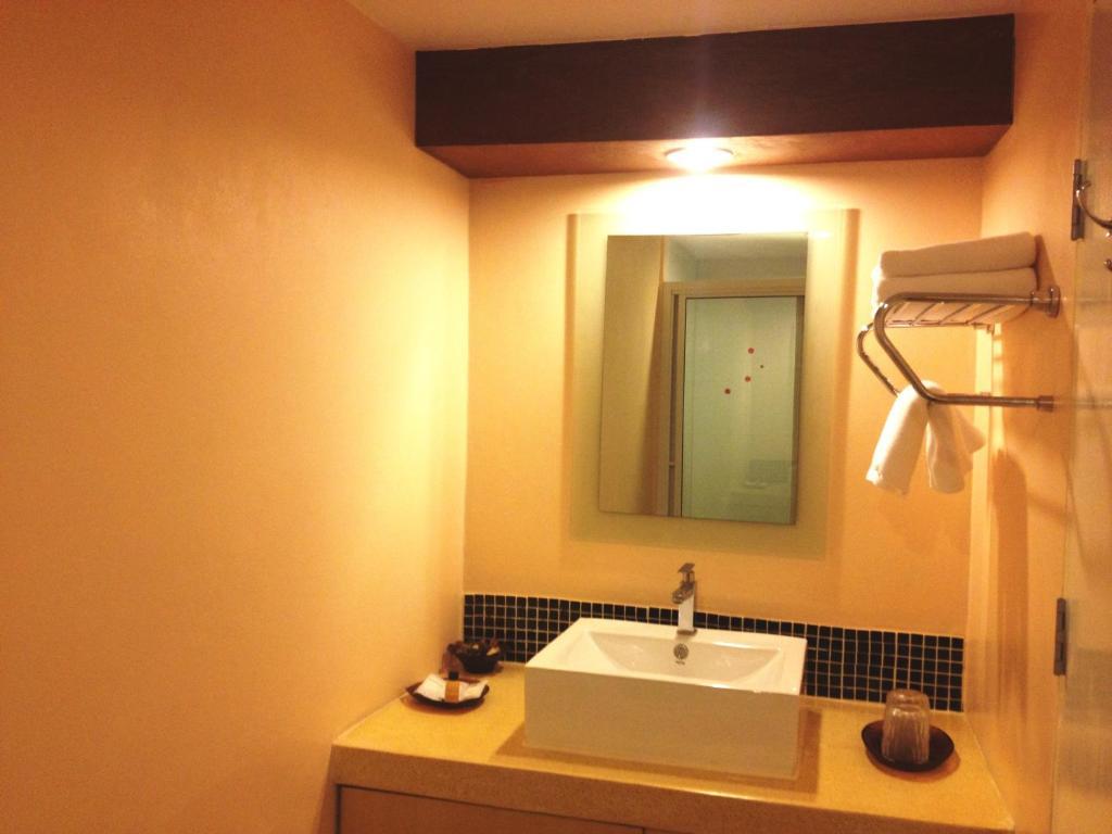 Bh Business Hotel Bangkok Værelse billede